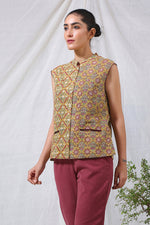 Load image into Gallery viewer, Women&#39;s  Asharfi Jacket
