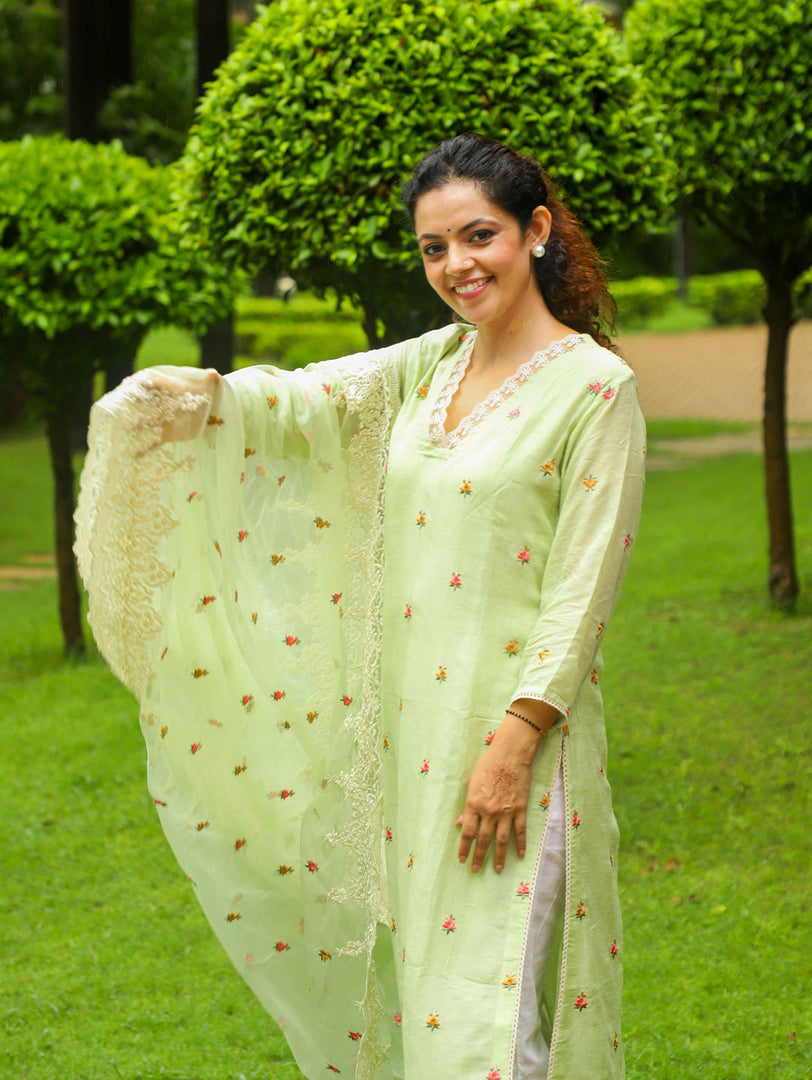 Linen Embroidery With Organza Duapatta Green