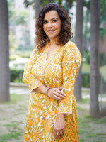 Load image into Gallery viewer, Women&#39;s Cotton Yellow &amp; White Kali Kurti
