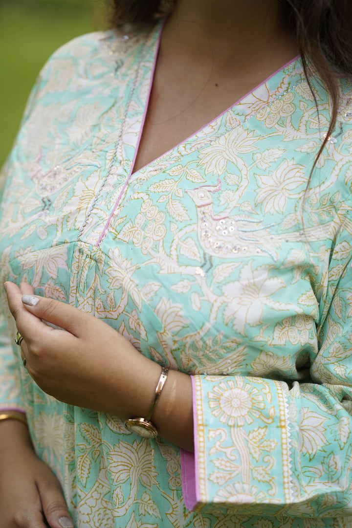 Green Pink