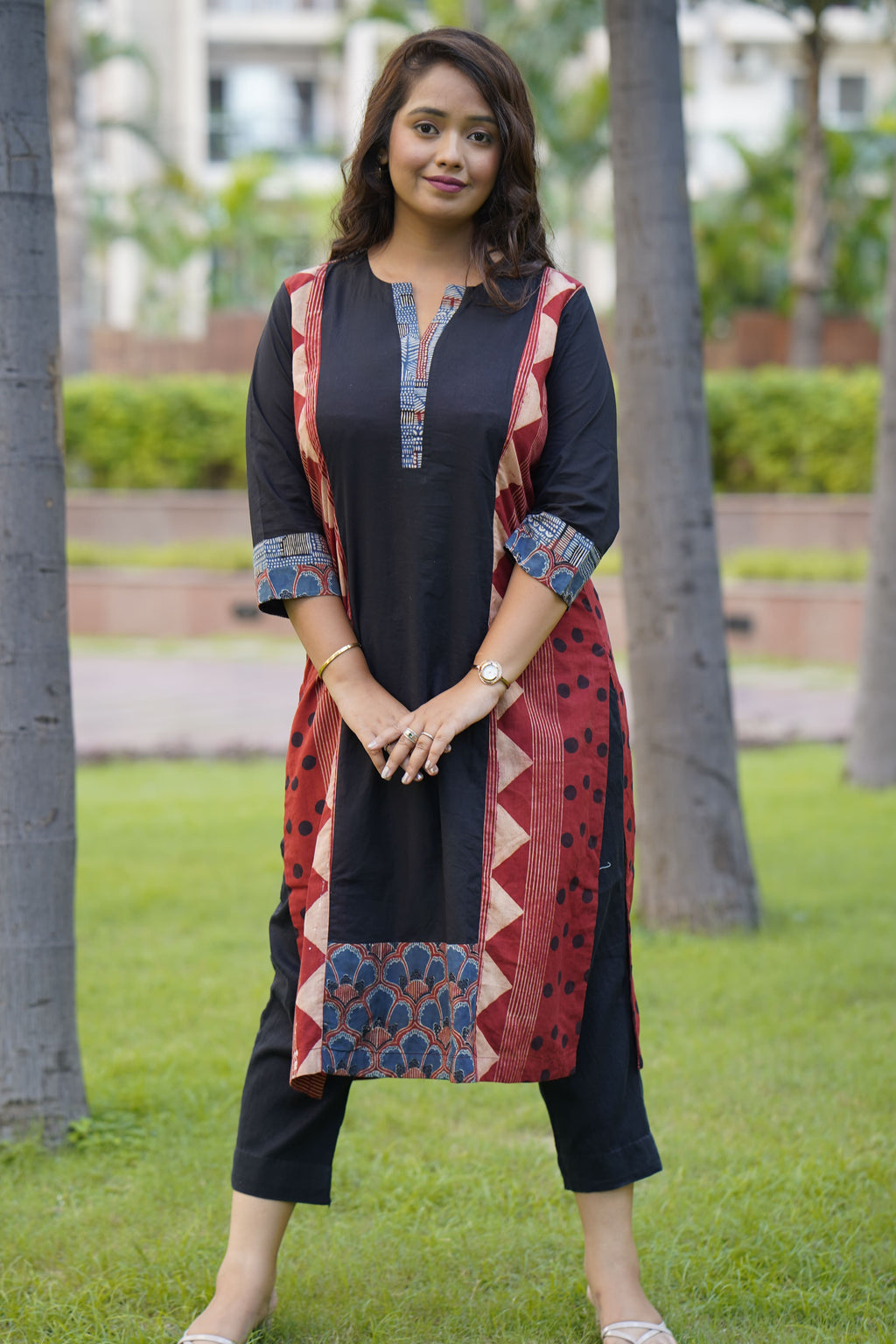 Abstract Ajrak Black & Red