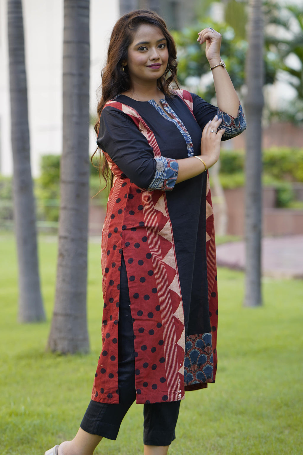 Abstract Ajrak Black & Red