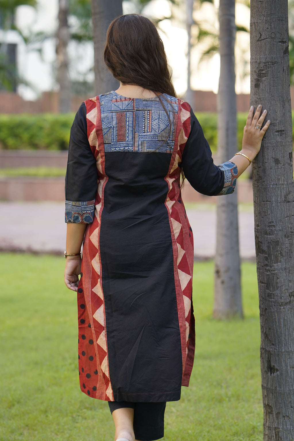 Abstract Ajrak Black & Red