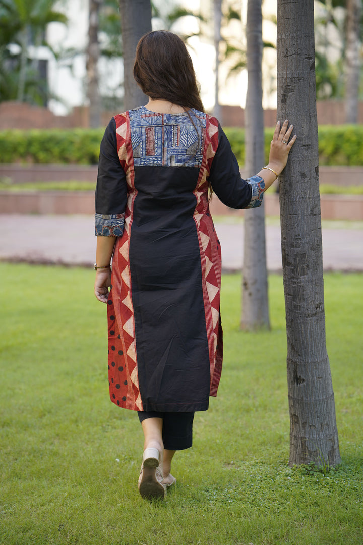 Abstract Ajrak Black & Red
