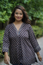 Ajrakh relaxed Black & Rust Top