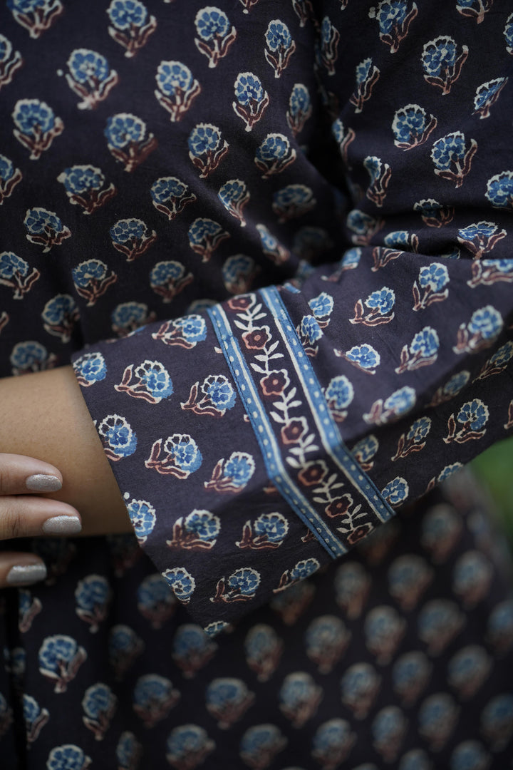 Ajrakh relaxed Black & Rust Top