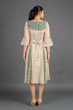Load image into Gallery viewer, Women&#39;s Savannah Dress