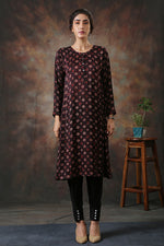 Load image into Gallery viewer, Women&#39;s Radha Kurta
