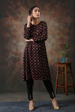 Load image into Gallery viewer, Women&#39;s Radha Kurta
