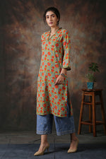 Load image into Gallery viewer, Women&#39;s Aparna Kurta (Macaw)
