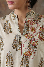 Load image into Gallery viewer, Women&#39;s Dakota Top
