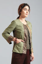 Load image into Gallery viewer, Women&#39;s Up cycled Jacket
