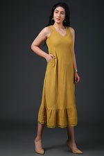 Load image into Gallery viewer, Women&#39;s Henrietta Dress
