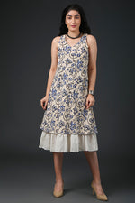 Load image into Gallery viewer, Women&#39;s Henrietta Dress
