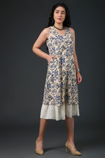 Load image into Gallery viewer, Women&#39;s Henrietta Dress
