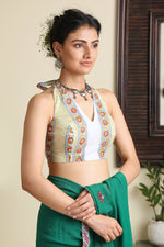Load image into Gallery viewer, Women&#39;s Zeenat Blouse
