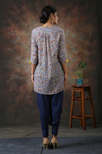Load image into Gallery viewer, Women&#39;s Sandra Top
